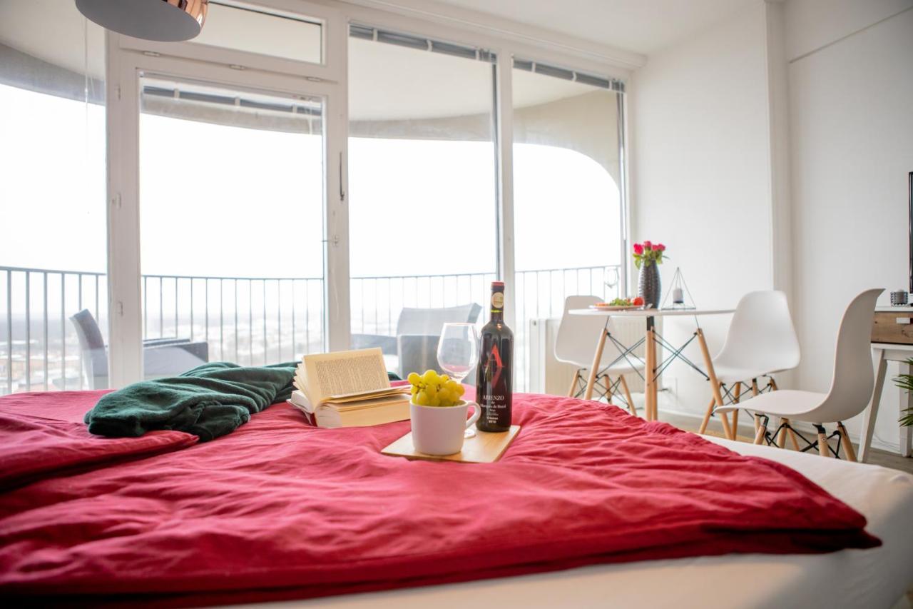 Modernes Apartment Mit Tollem Blick Ueber Die Stadt Аугсбург Экстерьер фото
